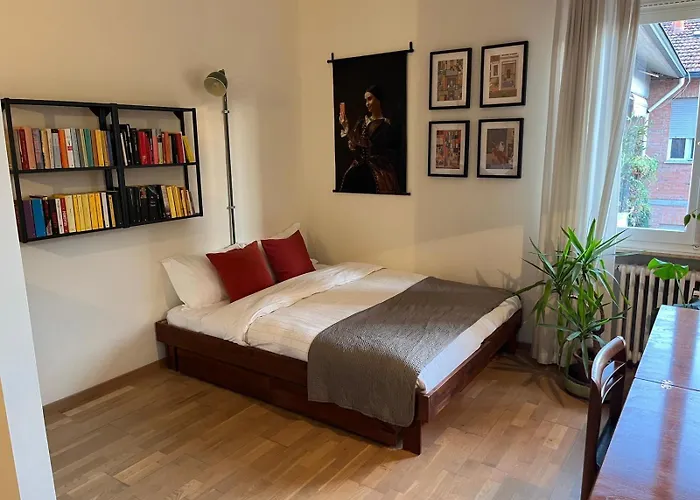 Tra Le Di Reggio - Pisacane